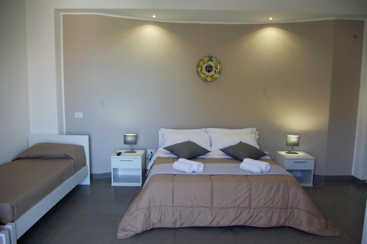 Bed and Breakfast Ermes Авола Екстер'єр фото