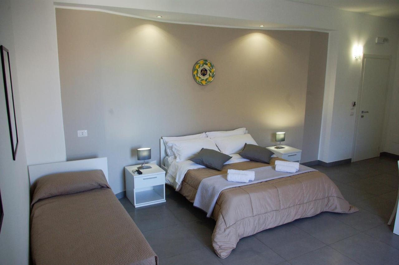 Bed and Breakfast Ermes Авола Екстер'єр фото